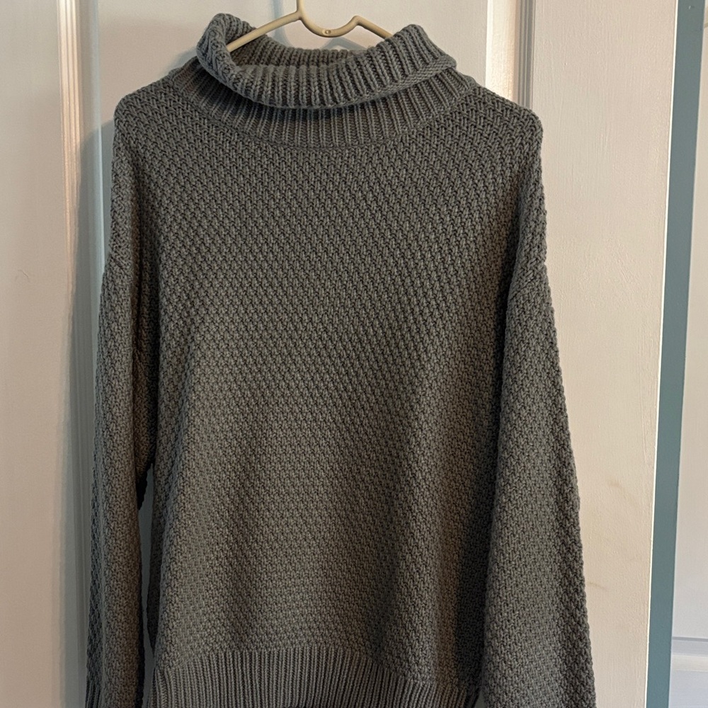 Cozy Gray Turtleneck Sweater